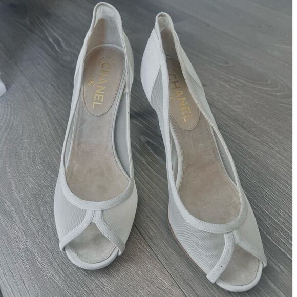 Chanel Vintage Ivory Mesh Heels Size‎ 38 Ultra Rare Audrey Hepburn Blair Waldorf - Picture 2 of 10